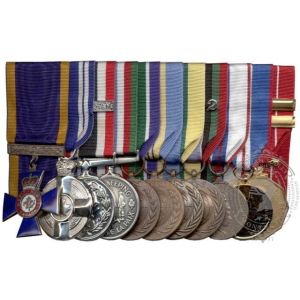 Medal Mounting in Canada, Court Mounting in Canada
