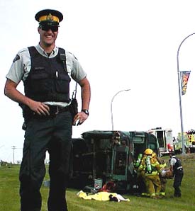  Album: RCMP    The Royal Canadian Mounted Police      Date: 01/09/2004  Size: 34 items Views: 169666  